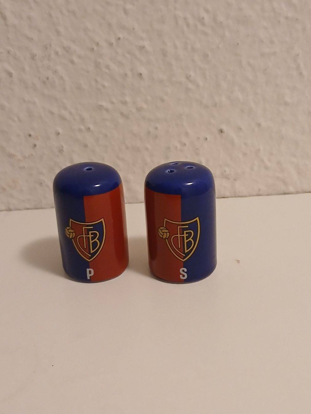 Küchengeräte: FC Basel Pfeffer und Salzstreuer – Neu (gemäss Beschreibung) aus Oberglatt ZH von Sandro0124