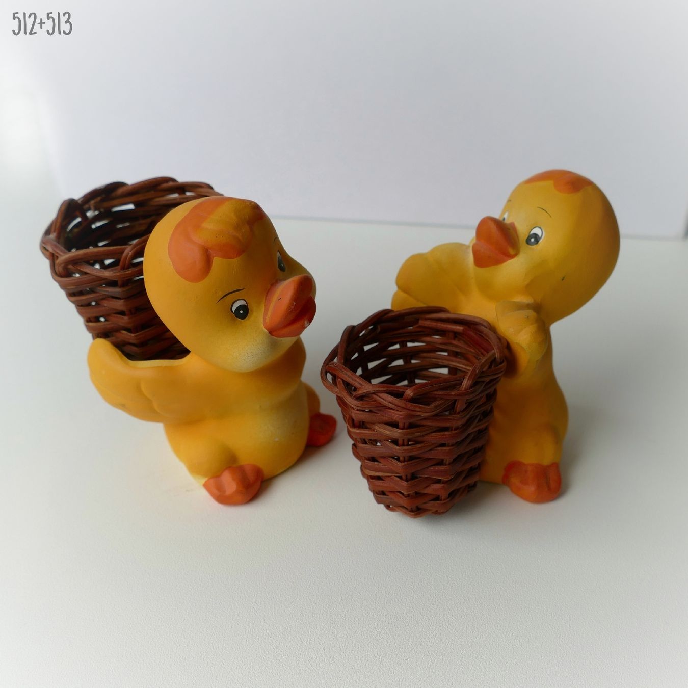Sonstiges Geschirr: Küken Eierbecher Ente mit Korb – Gebraucht aus Dietikon von Magi2 2