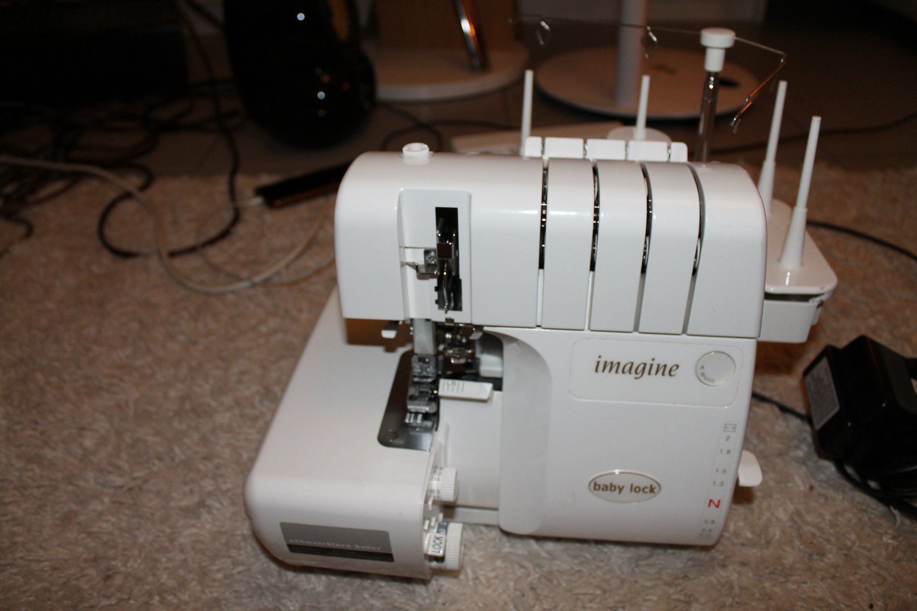 Macchine da cucire: BabyLock Imagine- Overlock Seger – Usato da Ebikon venduto da nic_5htr
