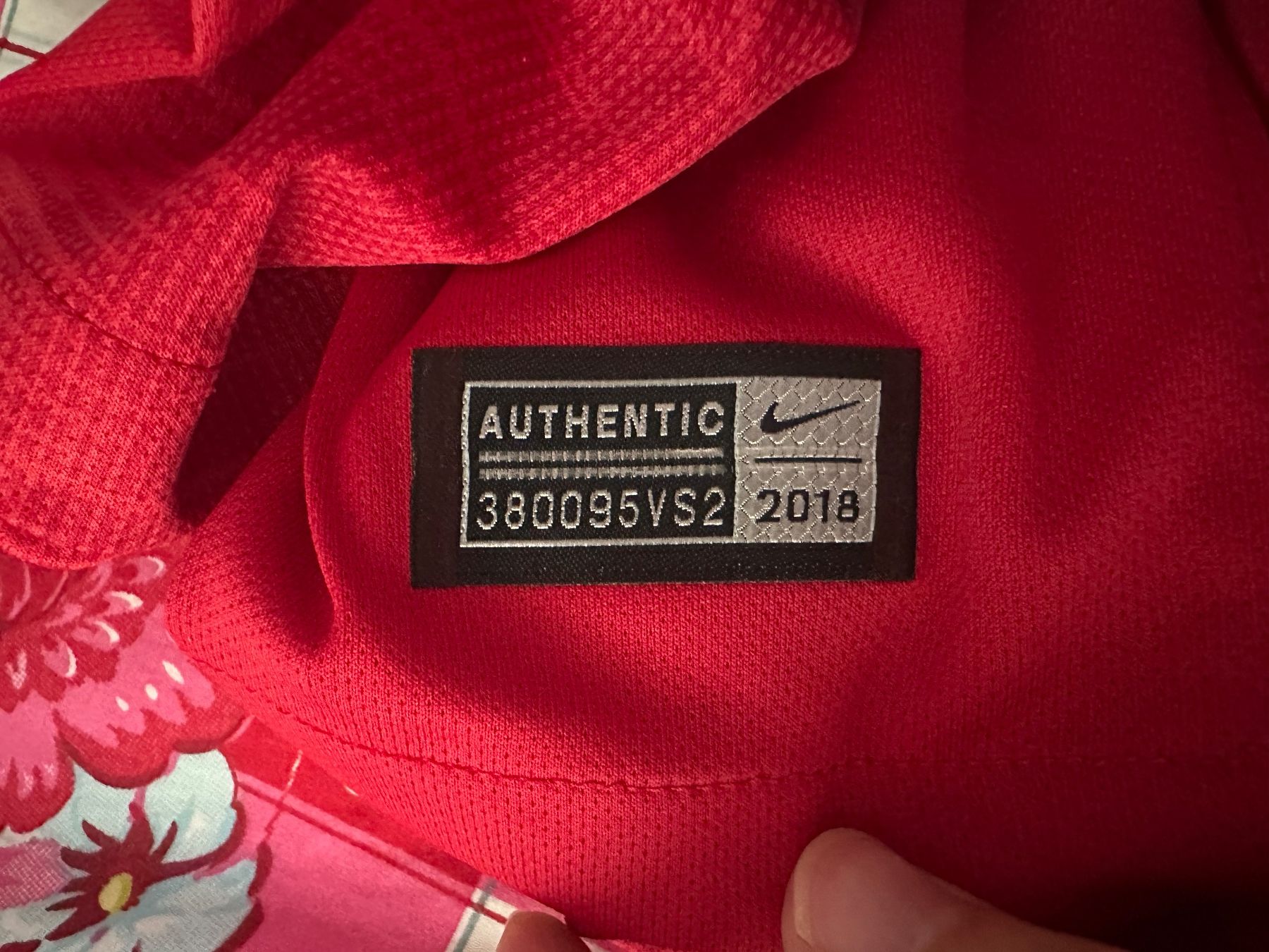 Nike Canottiere & Pantaloni: Maillot Nike Portugal 2018 M – Nuovo e nell'imballaggio originale da Lausanne venduto da PeixotoBruno 4