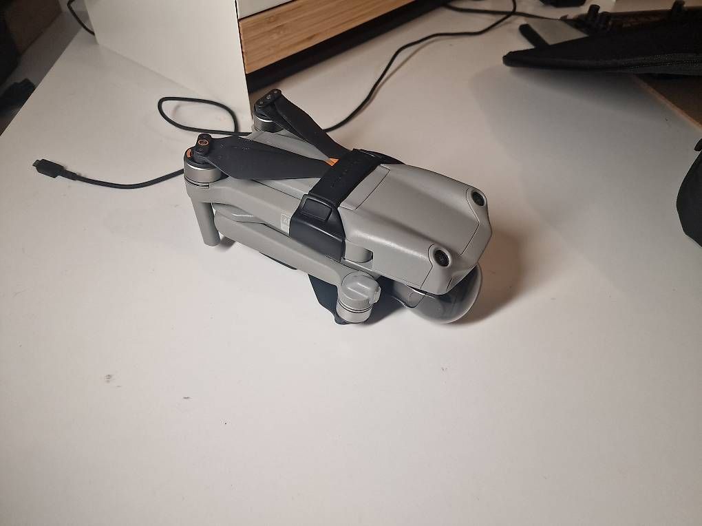 DJI Videocamere: Dji air 2s fly more 5 Batteries – Usato da Petit-Lancy venduto da daaan01 2