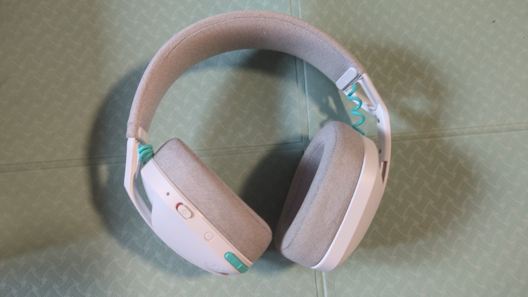 Logitech Cuffie: Logitech G321 Lightspeed - Bluetooth + 2.4 GHz – Usato da Bern venduto da knuspersnack 1