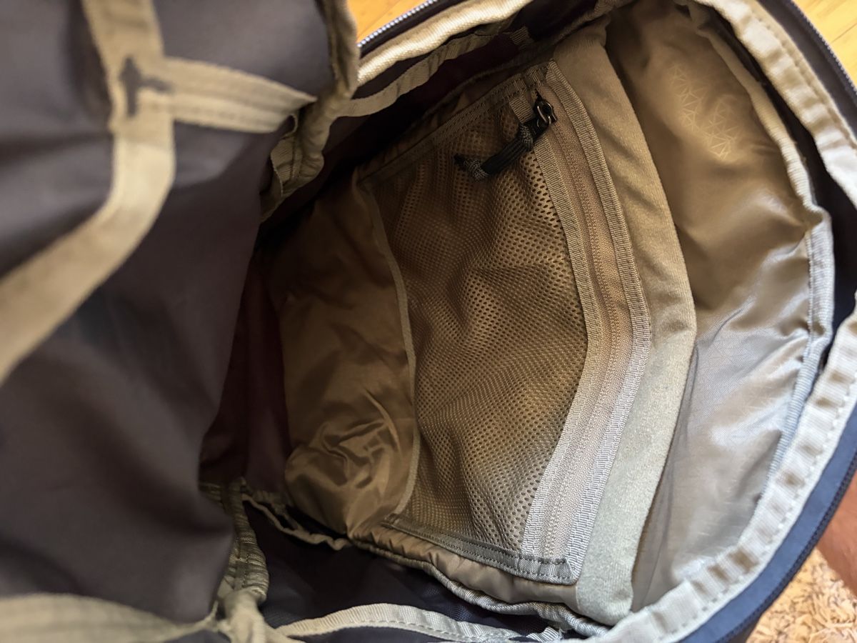 Rucksäcke: Sac à dos Thule – Neu (gemäss Beschreibung) aus L’Isle von MaxCurrat 9