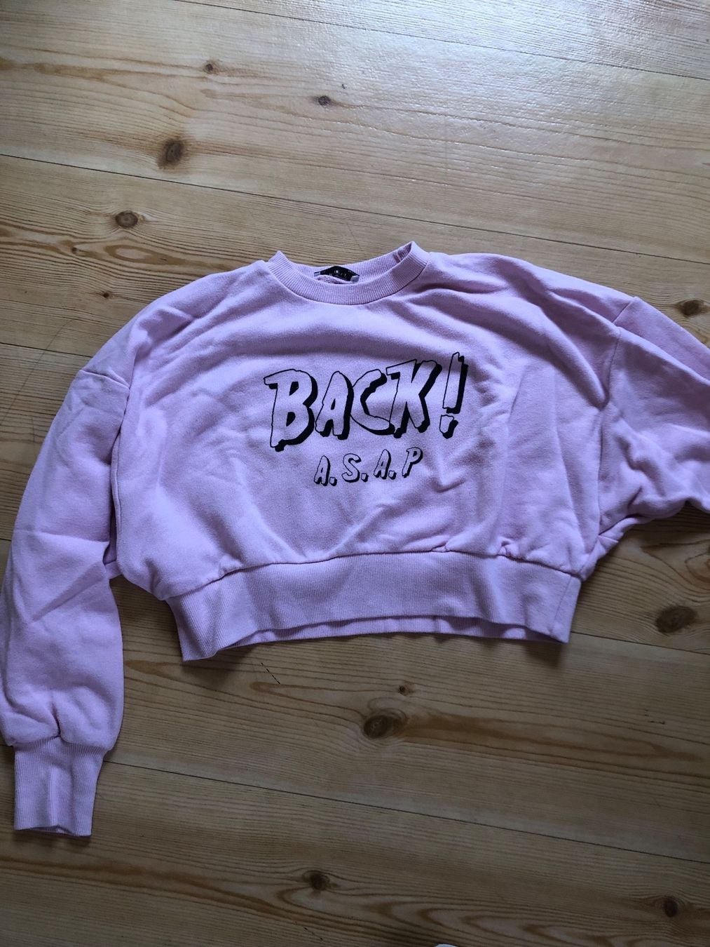 Bershka Tops: Pull crop top rose – Gebraucht aus Bulle von sop_ct6x 1