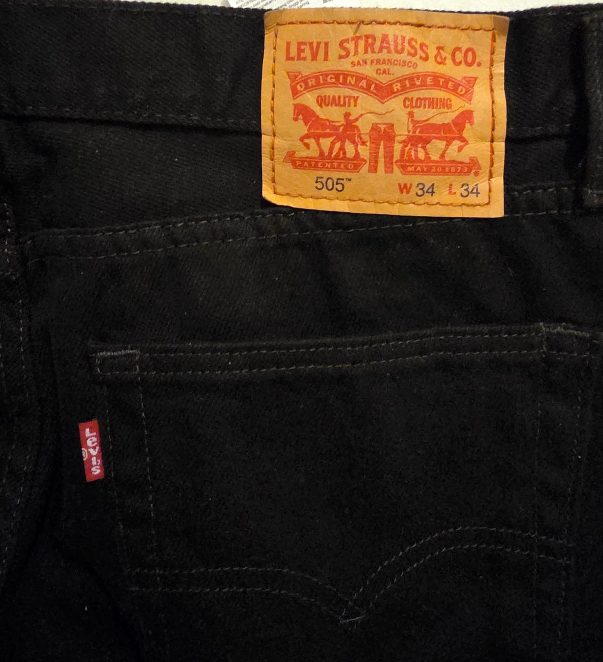 Levi's Jeans: Neue Levi's 505 Jeans, Grösse W34 L34 – Nuovo (secondo la descrizione) da Lostorf venduto da Montymonk 1