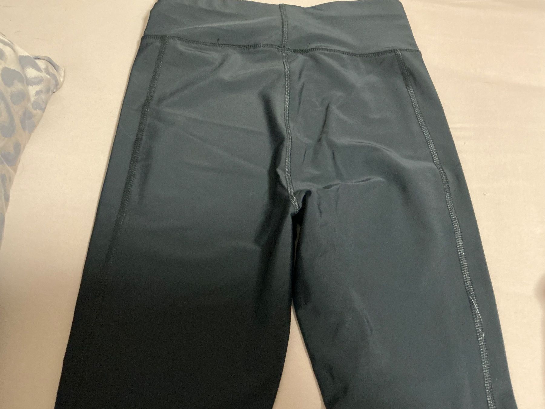 Leggings: Sport Leggings schwarz elastisch Gr.S – Gebraucht aus Würenlos von star_2002_ 3