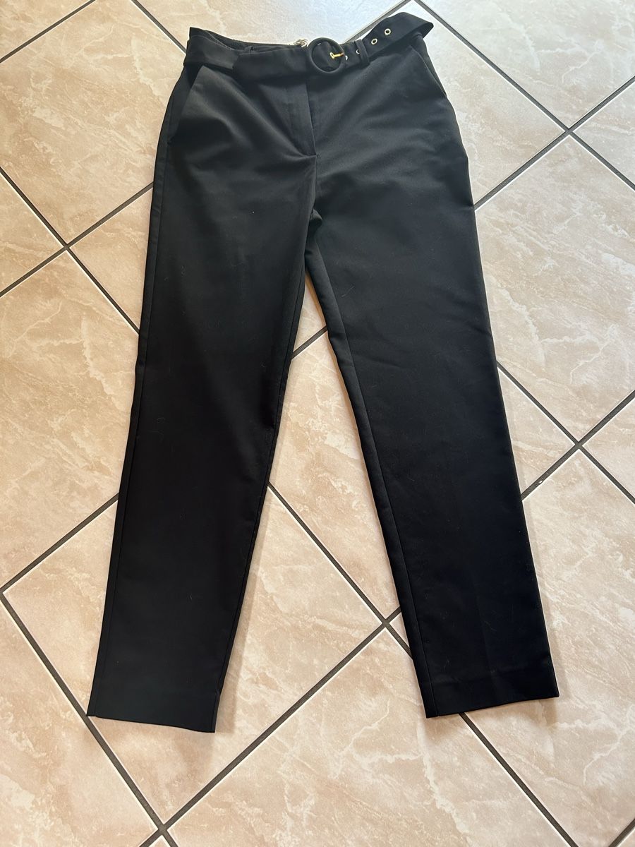 Mango Pantalons: Pantalon noir Mango – Neuf (Voir description) à Courrendlin par loko2910