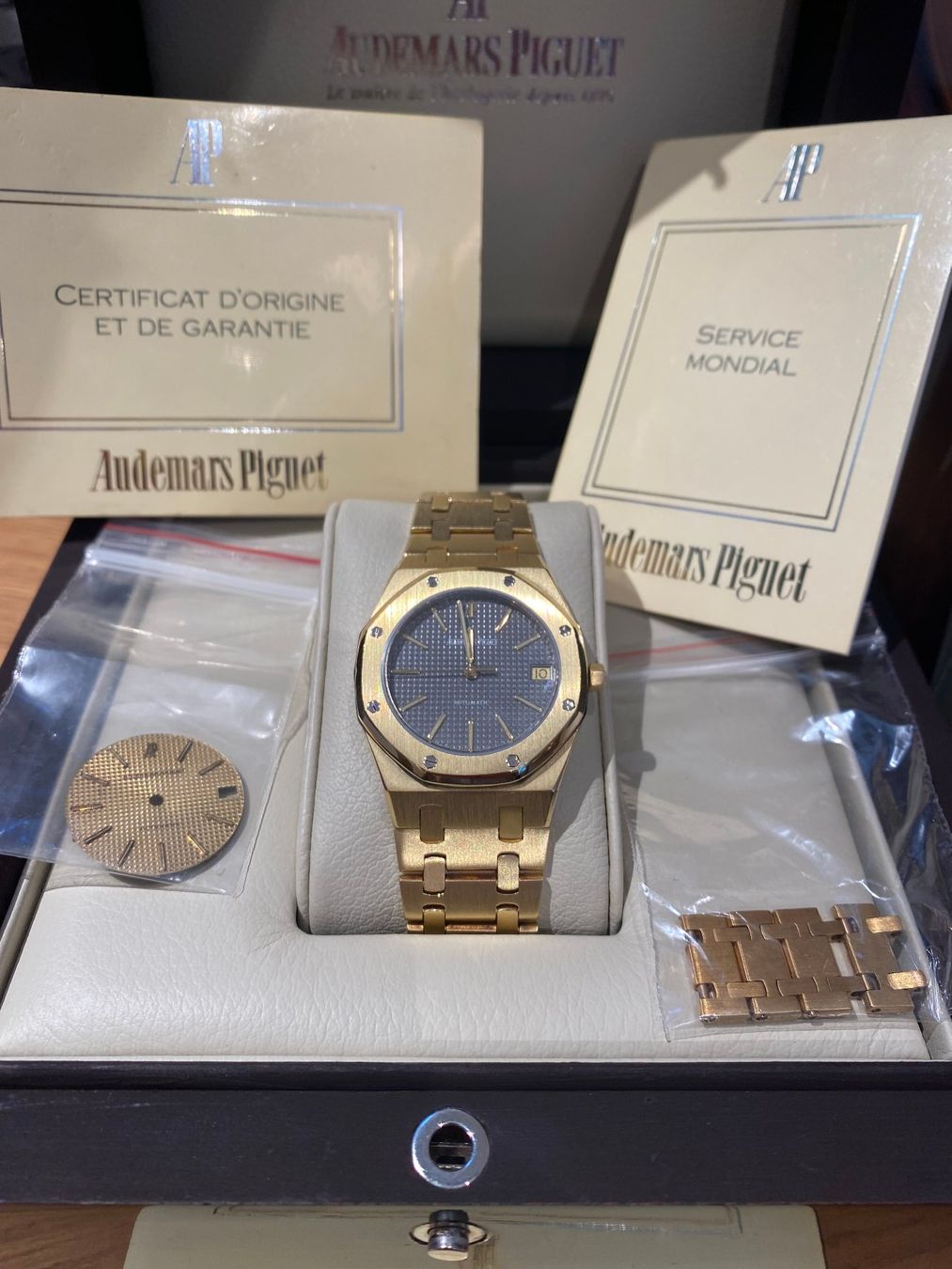 Audemars Piguet Orologi: Audemars Piguet Royal Oak – Usato da Zürich venduto da Zeit_Zone_Zurich