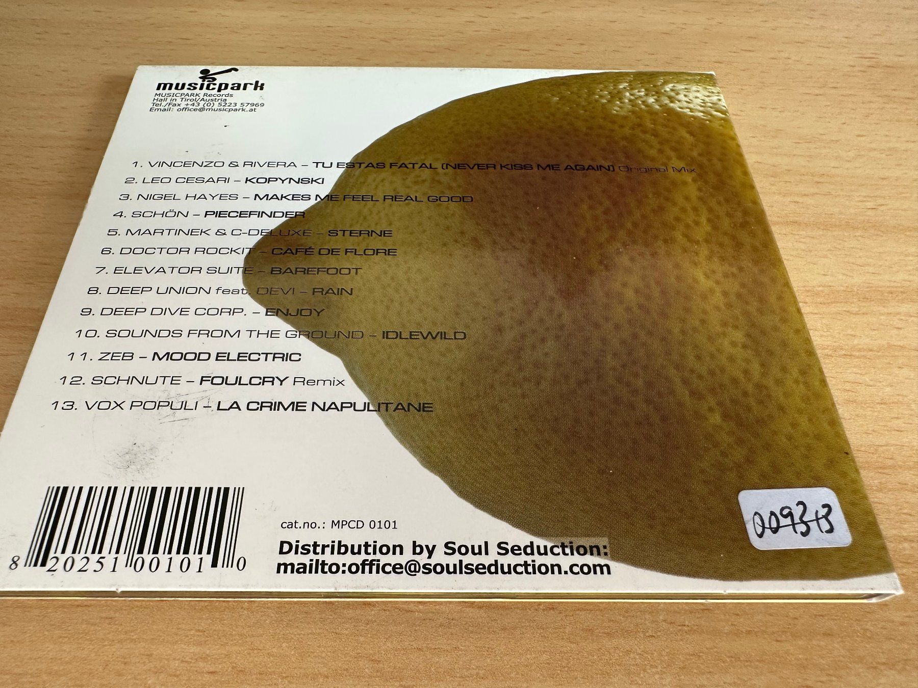 CD: Various – Fruit - Lemon – Usato da Rikon im Tösstal venduto da Alpenmutz 1