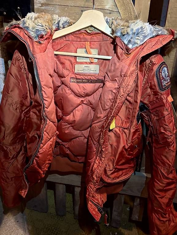 Parajumpers Jacken: Parajumper Jacke | Masterpiece Series – Gebraucht aus Zürich von YA-LE 1