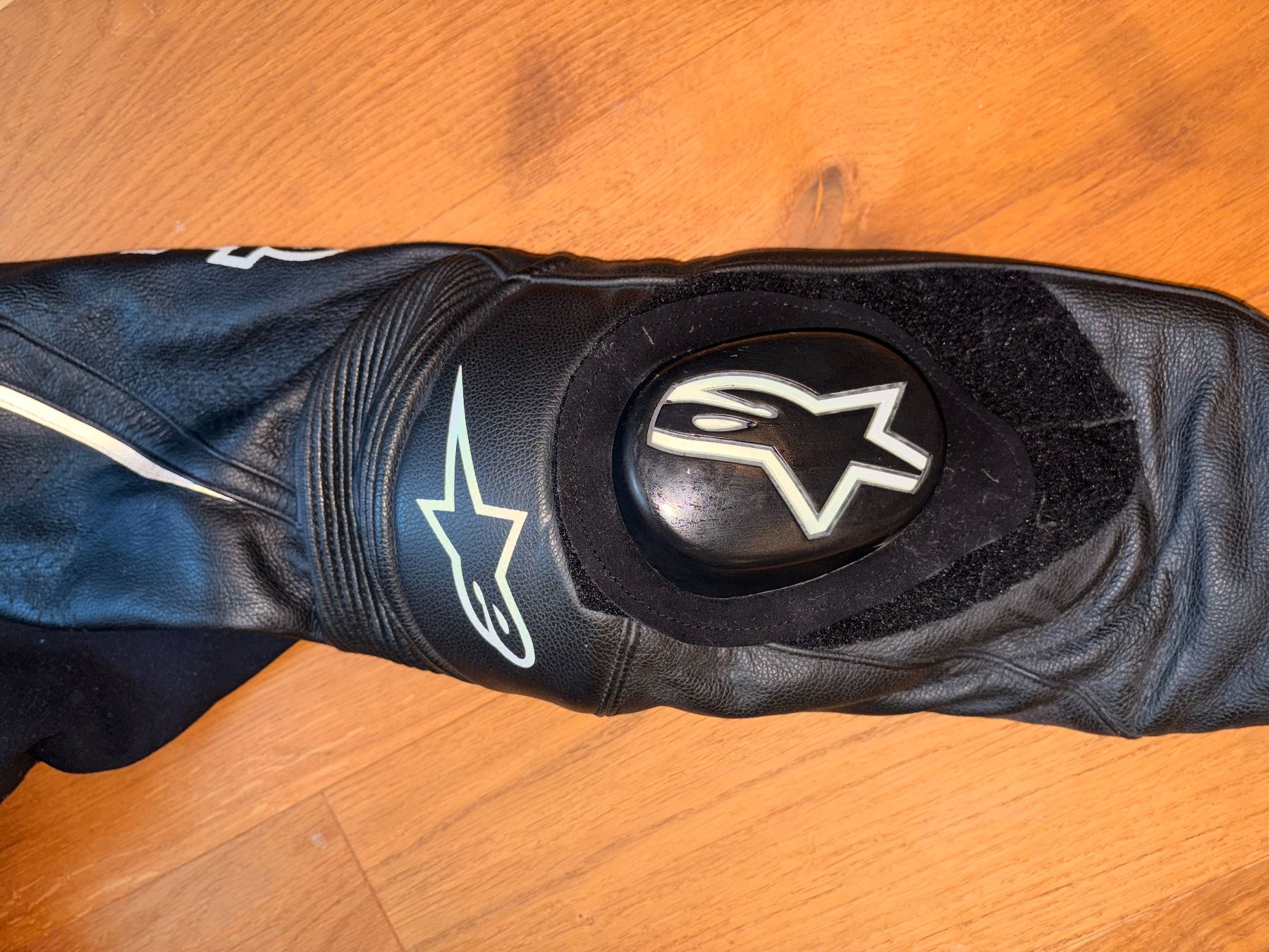 Alpinestars Pantaloni: Alpinestars Track Leather Pants – Usato da Basel venduto da leu_5gtn 2