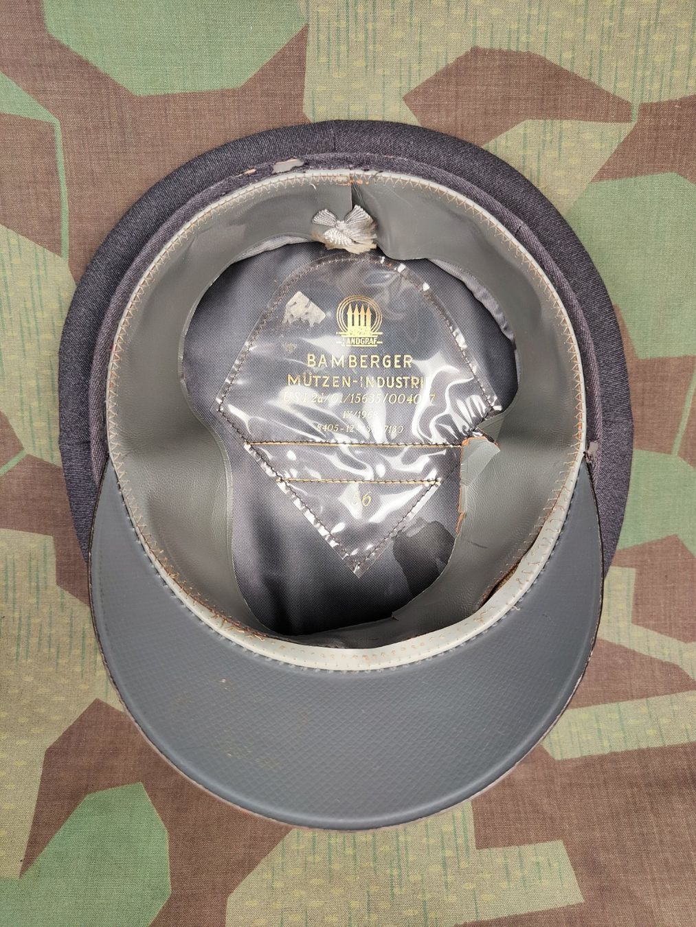 Uniformi: Schirmmütze Panzertruppen – Usato da Bauma venduto da SwissMilitaria 6