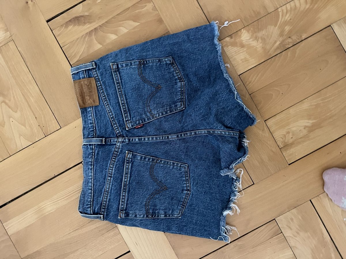 Levi's Jeans: LEVIS Kurze Hose Gr. 30 – Usato da St. Gallen venduto da shonater 3