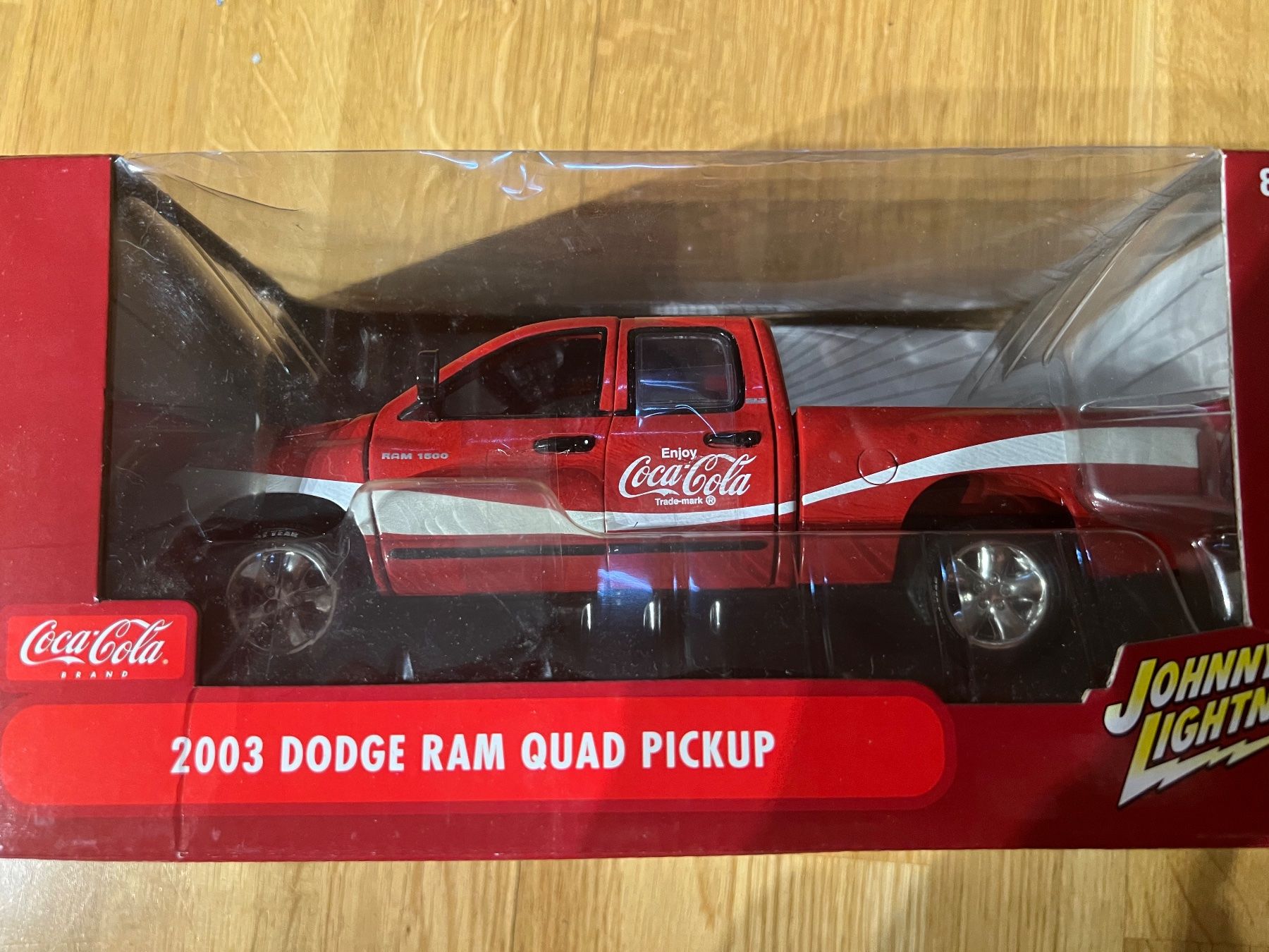 Coca-Cola Modellini d'auto: Coca Cola Modellauto Truck 1:24 2003 – Nuovo e nell'imballaggio originale da Wabern venduto da PRSPCT