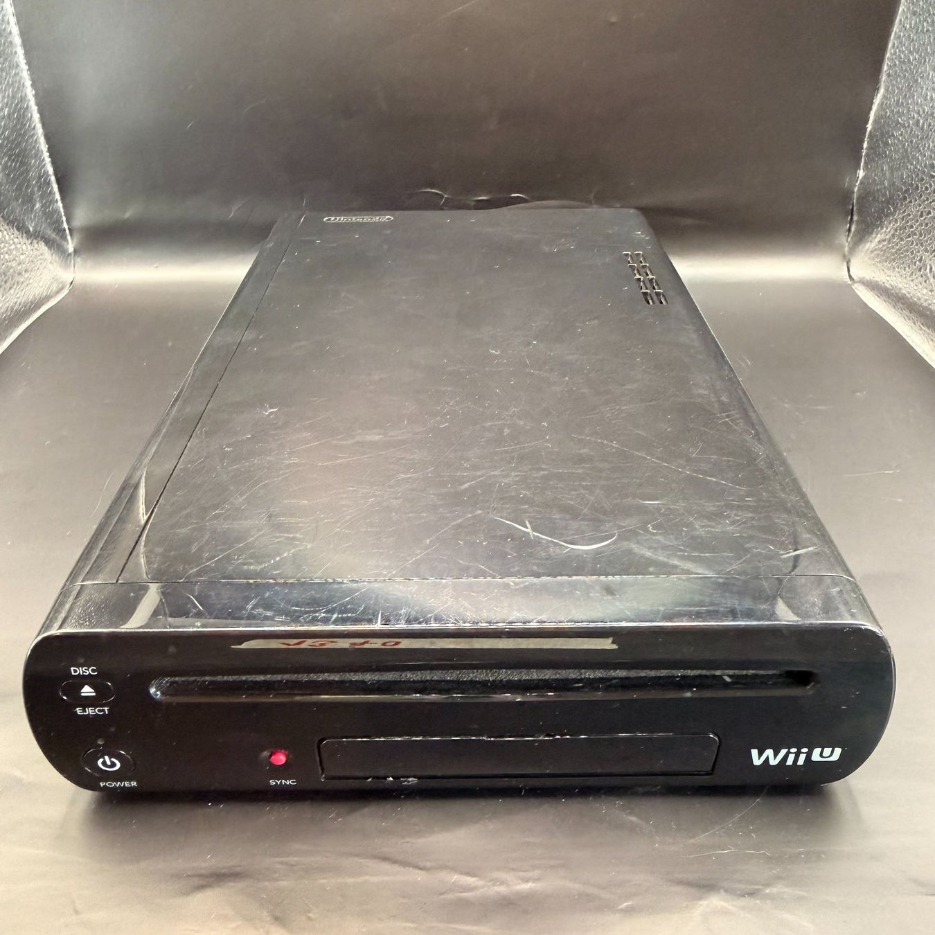 Nintendo Console: Nintendo Wii U Konsole Schwarz mit GamePad – Usato da Düdingen venduto da Nerdworld 5