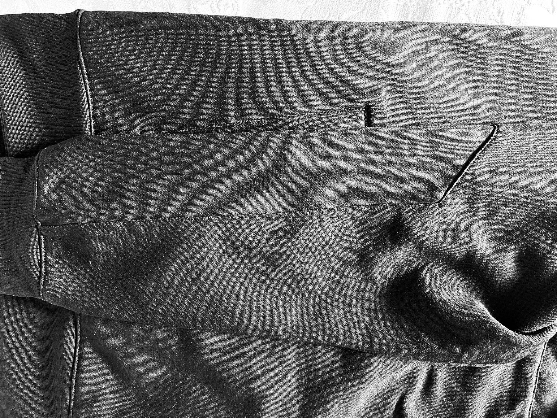 Maglioni & Felpe: Pull-over marque Volcom noir, Taille L – Usato da Genève venduto da Donnet2 6