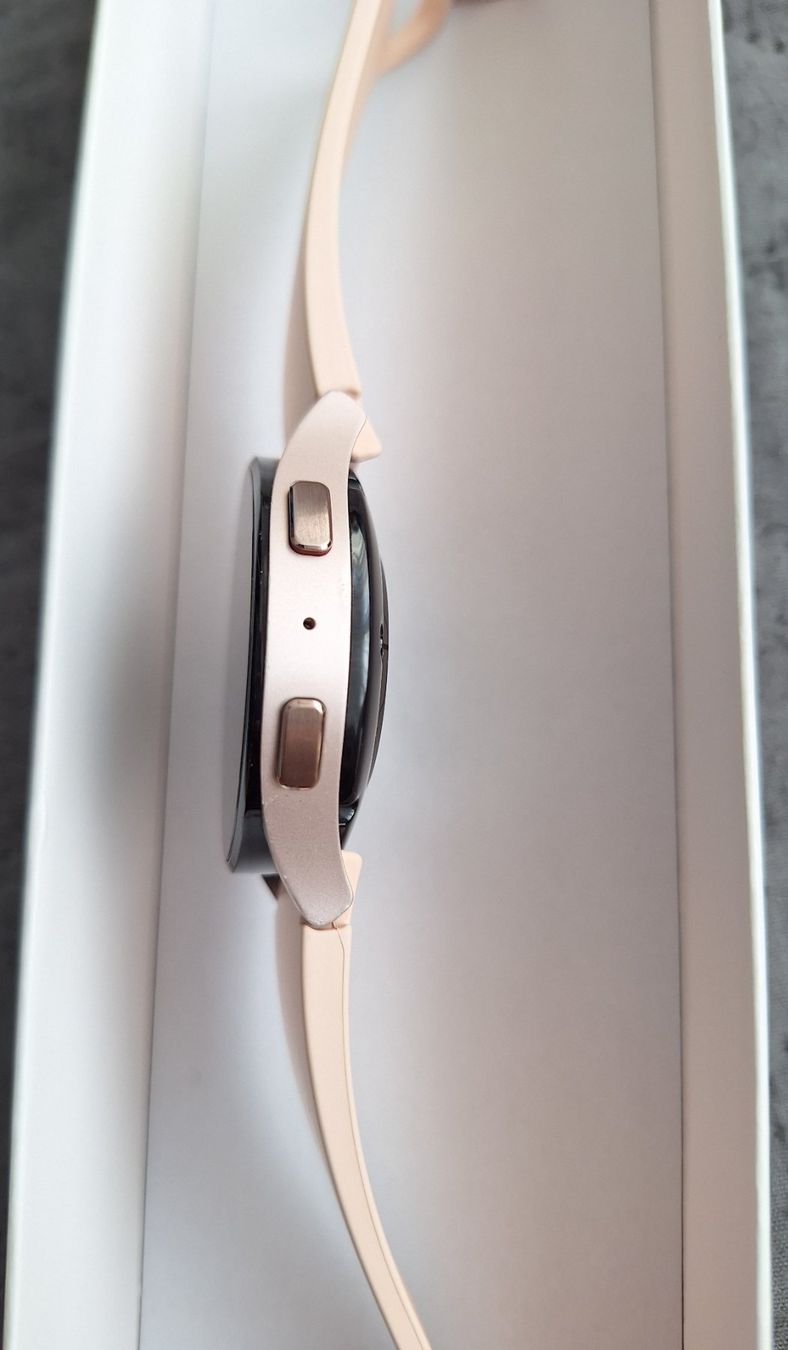 Samsung Smartwatch: Samsung Galaxy Watch 5 Pink gold – D'occasion à Hölstein par Niki78 2