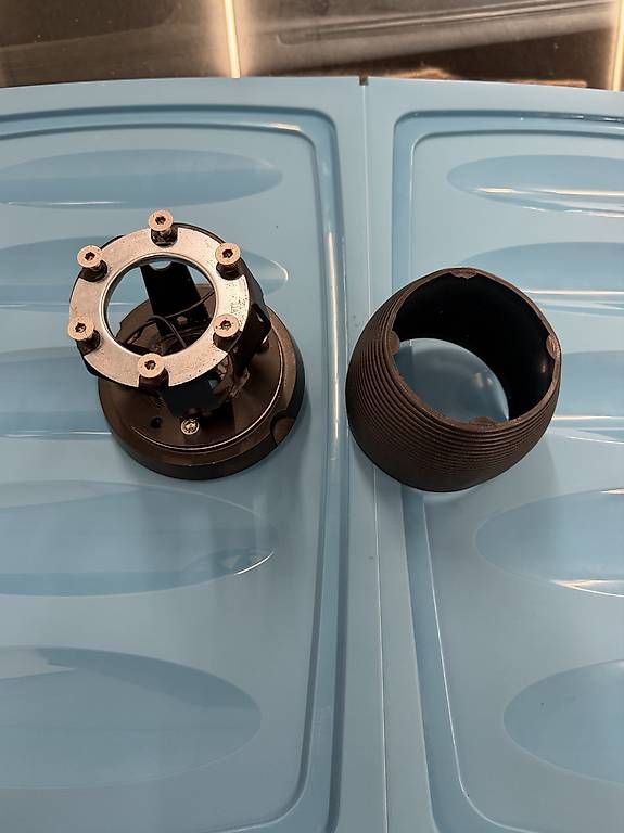 Accessori per altri veicoli: BMW e36 Lenkradnabe – Usato da Münchwilen AG venduto da Vinnis