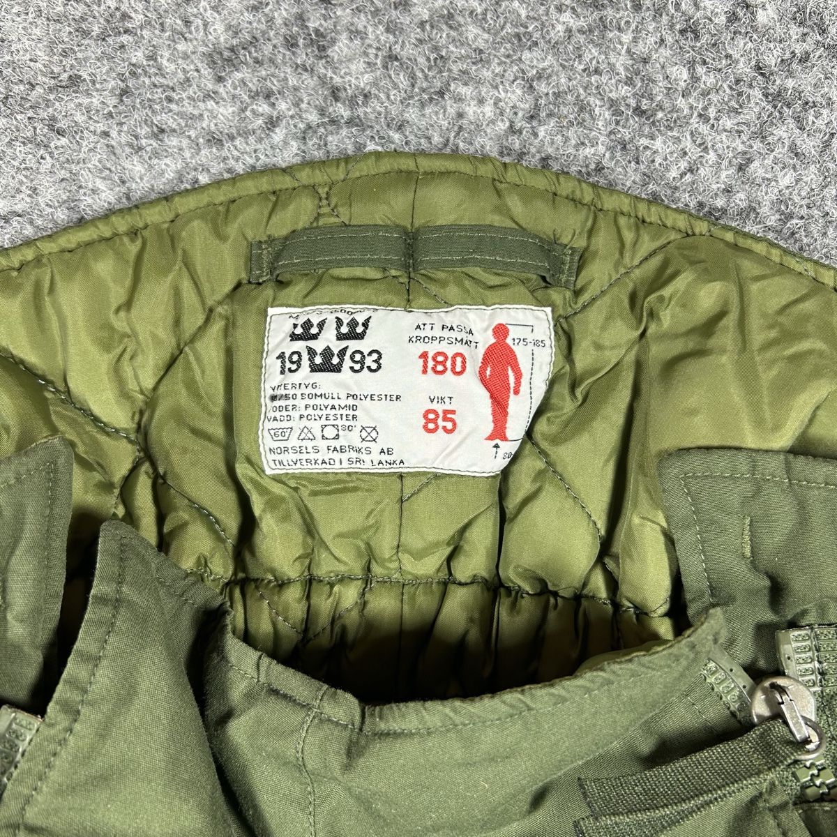 Pantaloni: Military pants – Usato da La Sagne NE venduto da Matlasape 1