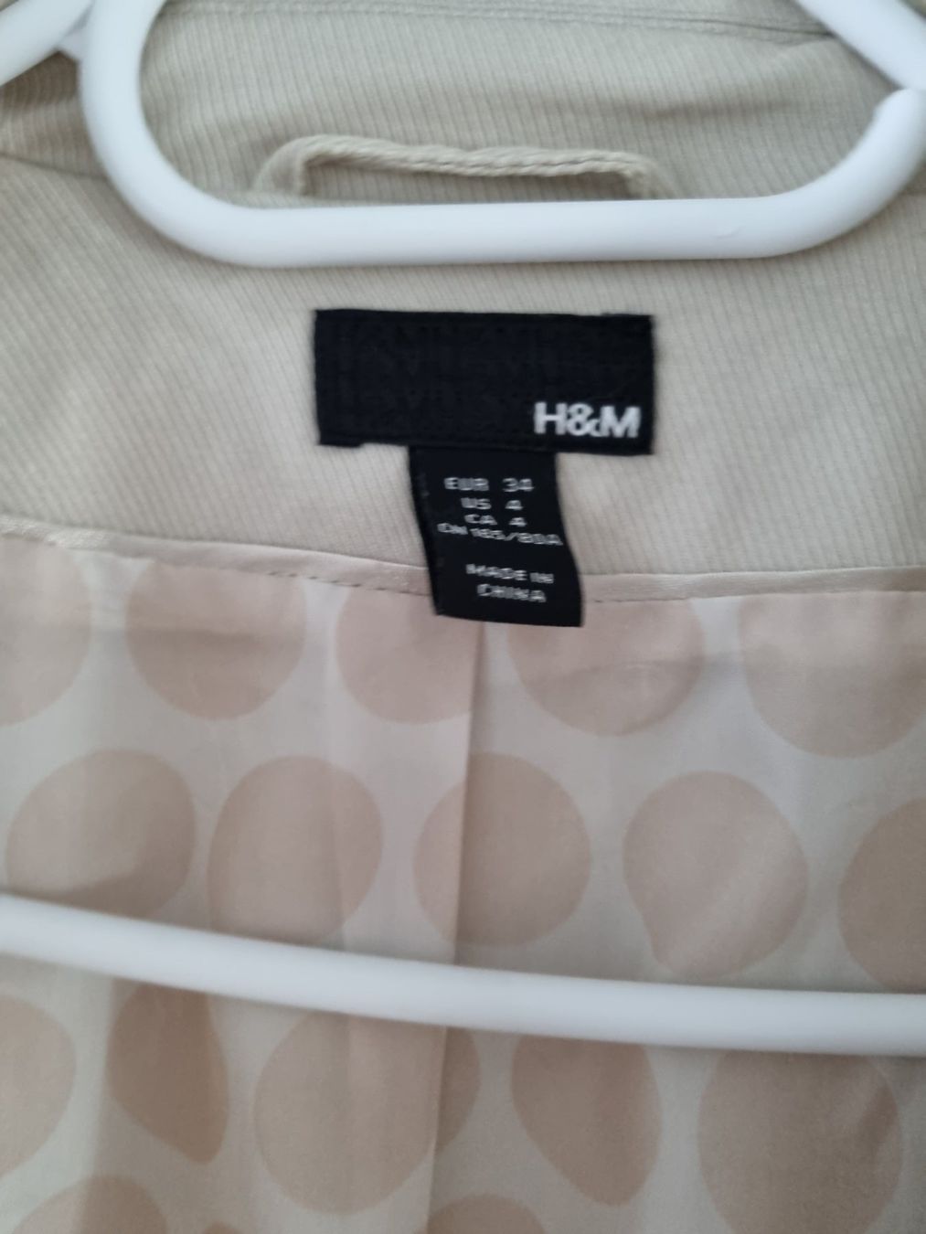 H&M Cappotti: H&M Trenchoat Gr. 34 – Usato da Thalwil venduto da Briscolina 4