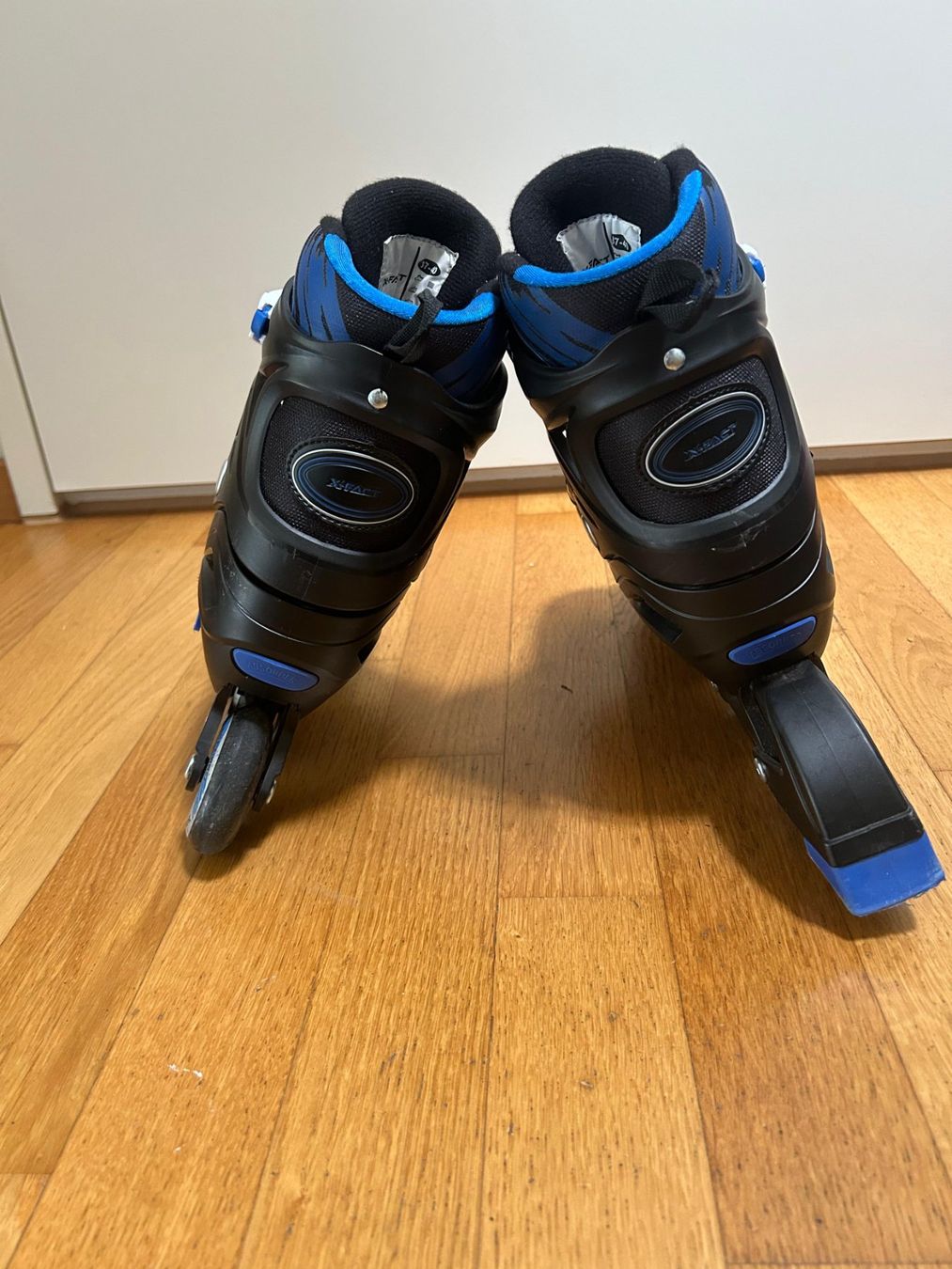 Pattini in linea & Pattini a rotelle: Inlineskates 37-40 evtl41 verstellbar – Usato da Zug venduto da Nick.Egeter 3