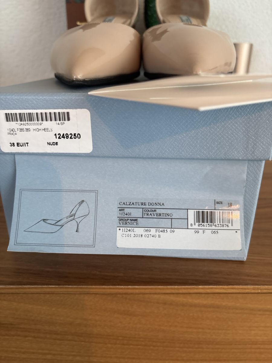 Scarpe da donna: Prada Heels, Nude Leather, Pointed Toe – Usato da Meilen venduto da ale_qv7w 1