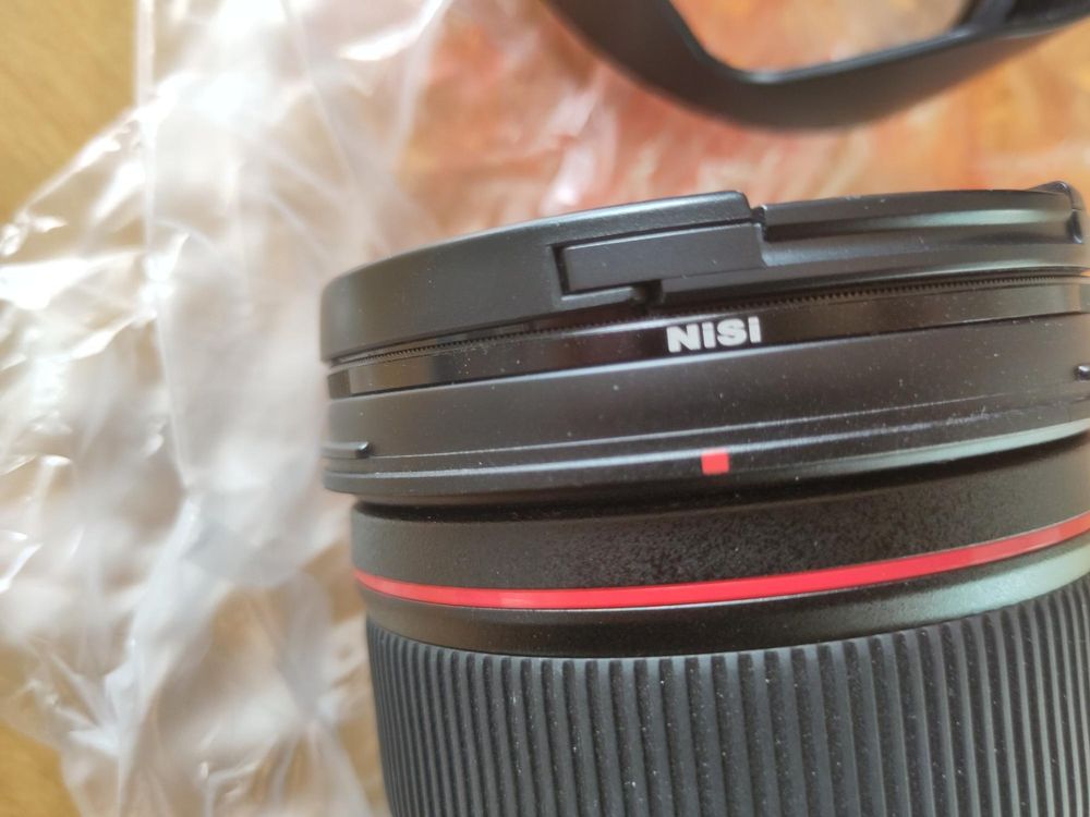 Pare-Soleil Vhbw Compatible Canon EF 24-70mm F/2.8L II USM - 82mm Tulipe Noir