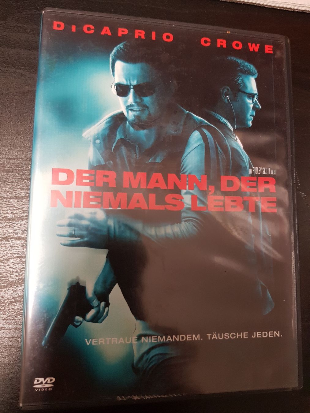 Alle DVDs: Der Mann, der niemals lebte – Gebraucht aus Frauenfeld von aro_kph8
