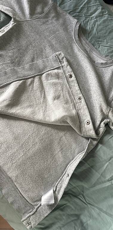 Maglioni & Felpe: Schwangerschafts/Stillpullover – Usato da Ittigen venduto da str_zl7h 1