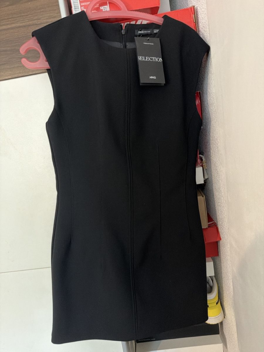 Kleider: Robe taille 36 – Neu und originalverpackt aus Lausanne von sah_5wsx