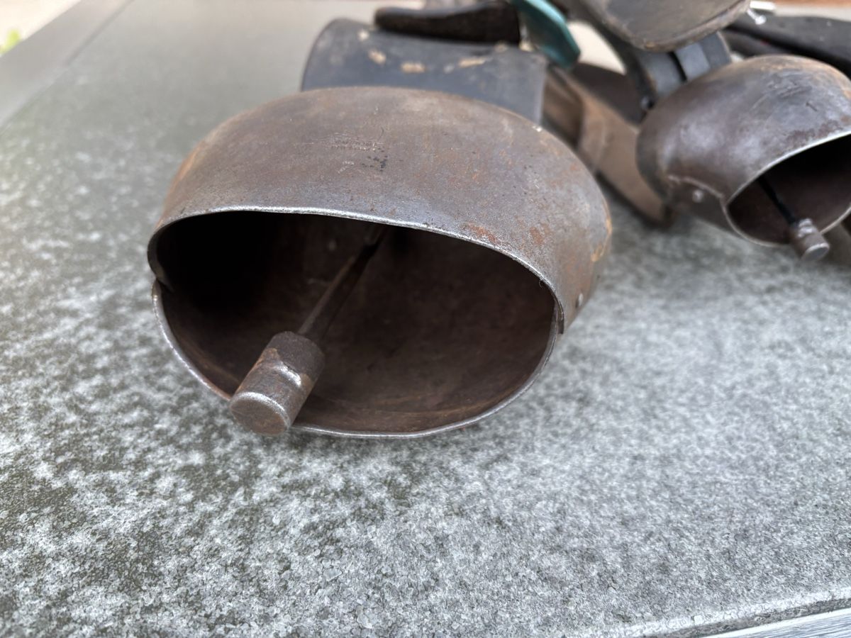 Glocken & Treicheln: 3 Varonne – Gebraucht aus Schangnau von Roseggli82 4