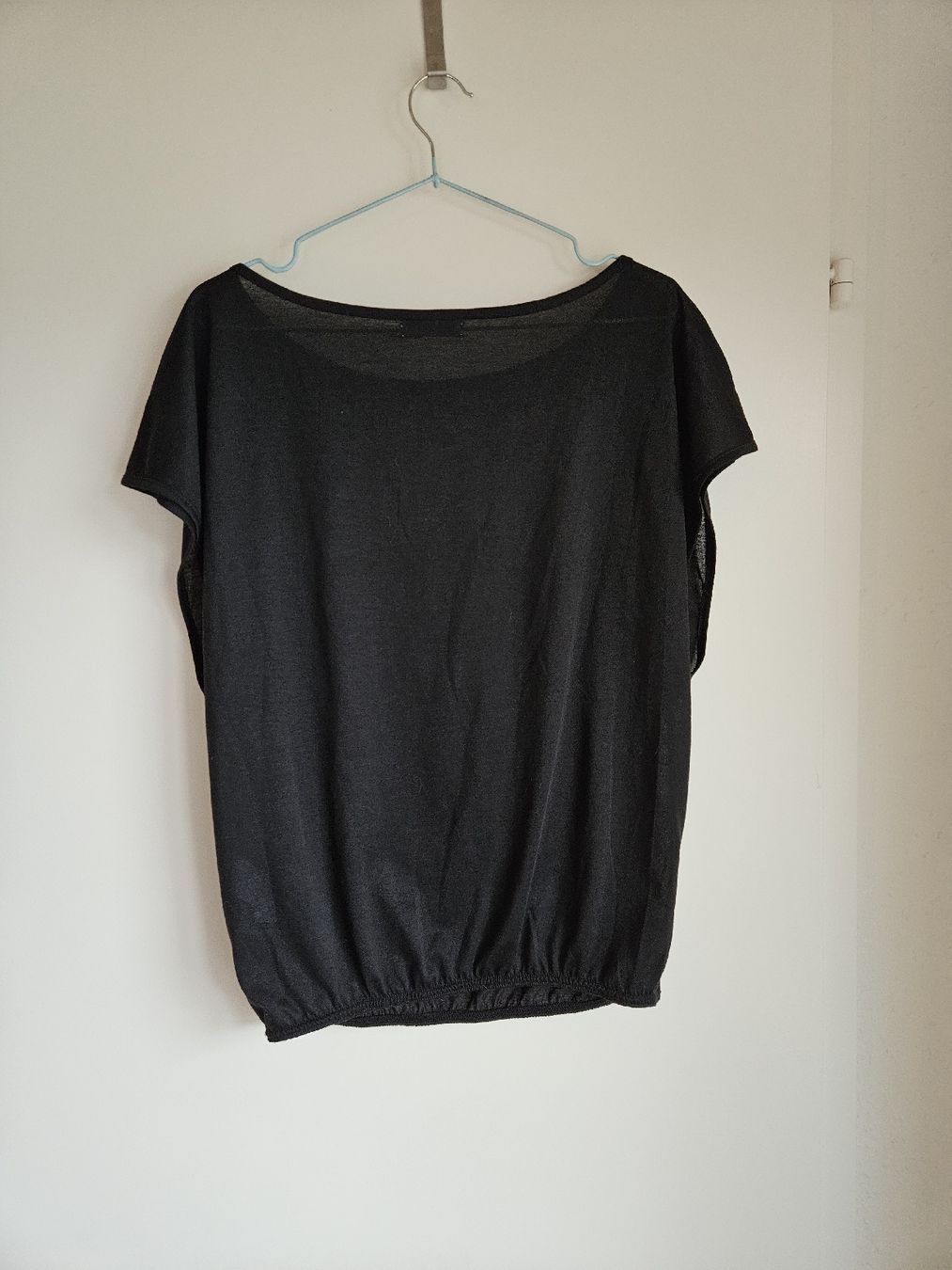 T-shirt: Schwarzes Sommer T-Shirt von AJC – Usato da Ebikon venduto da SecondChance_byM 1