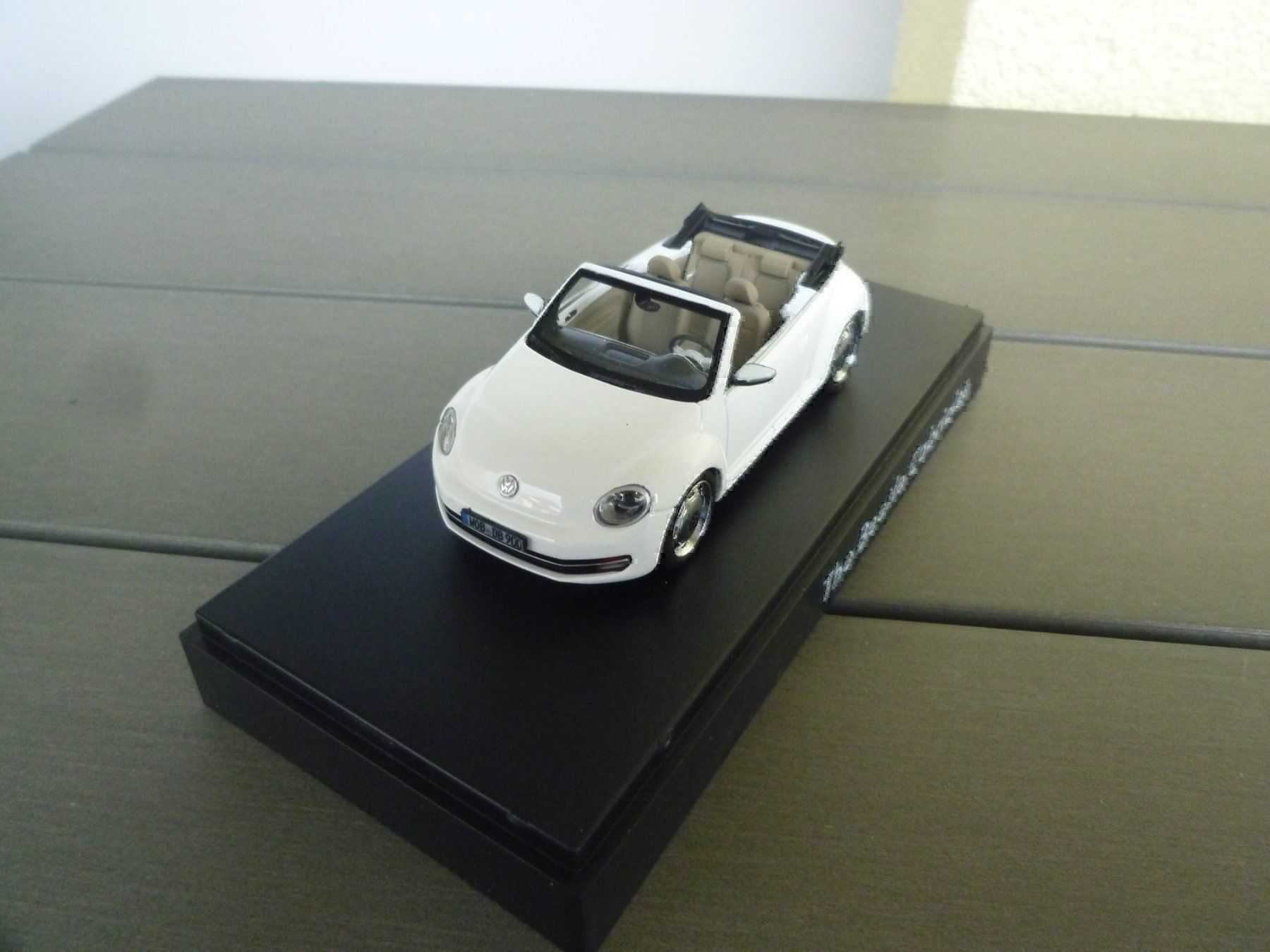 Volkswagen Modellini d'auto: VW Beetle Cabriolet – Nuovo (secondo la descrizione) da Flawil venduto da Imperiosud 1