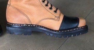 Scarpe da uomo: Biker-Stiefel handgefertigt  Rindsleder – Nuovo (secondo la descrizione) da Zollikon venduto da Chica13.11. 3