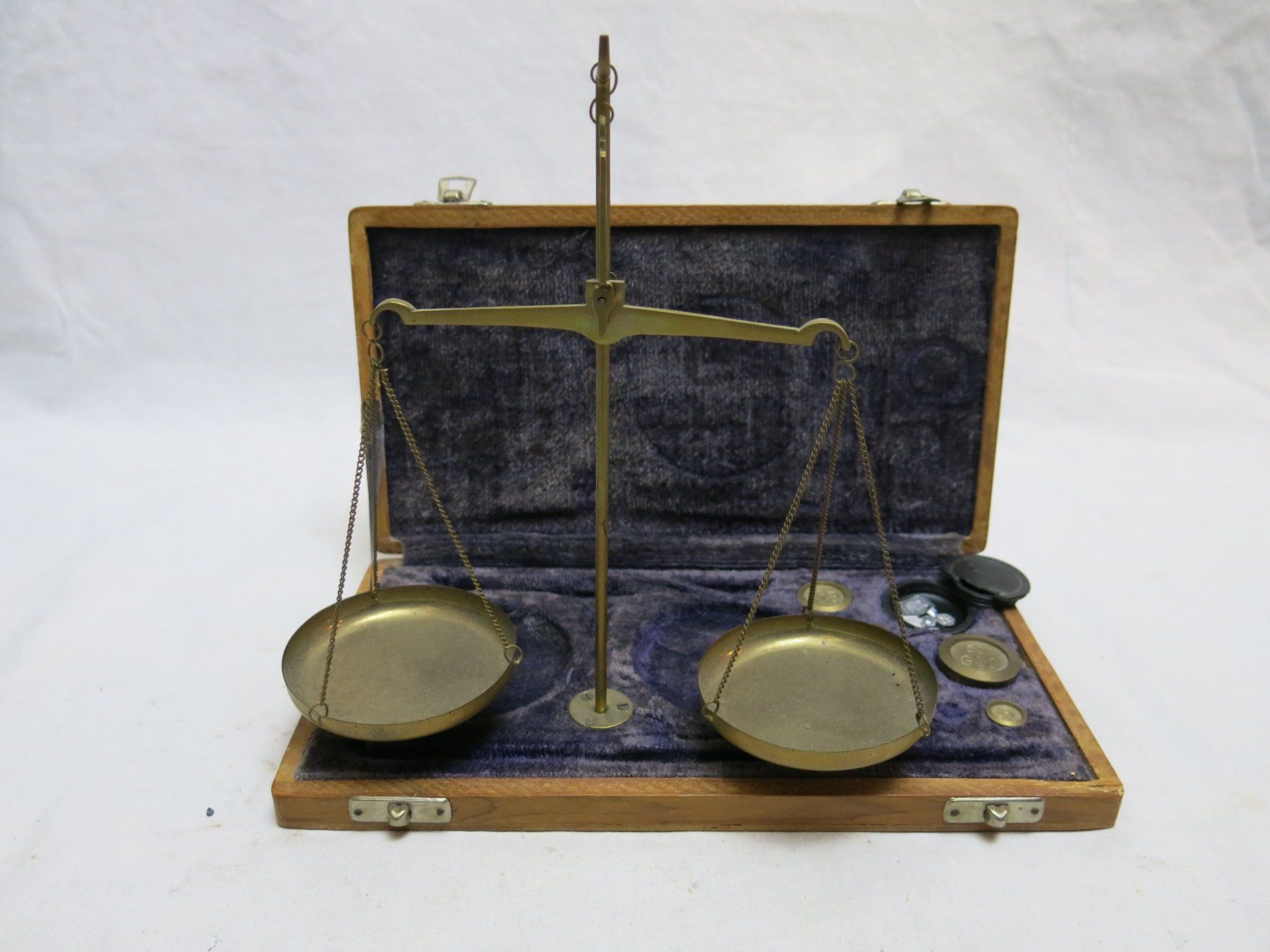 Waagen und Gewichte: Fund Antik Selten Kurios Waage – Gebraucht aus Buchs ZH von Ste1727 1