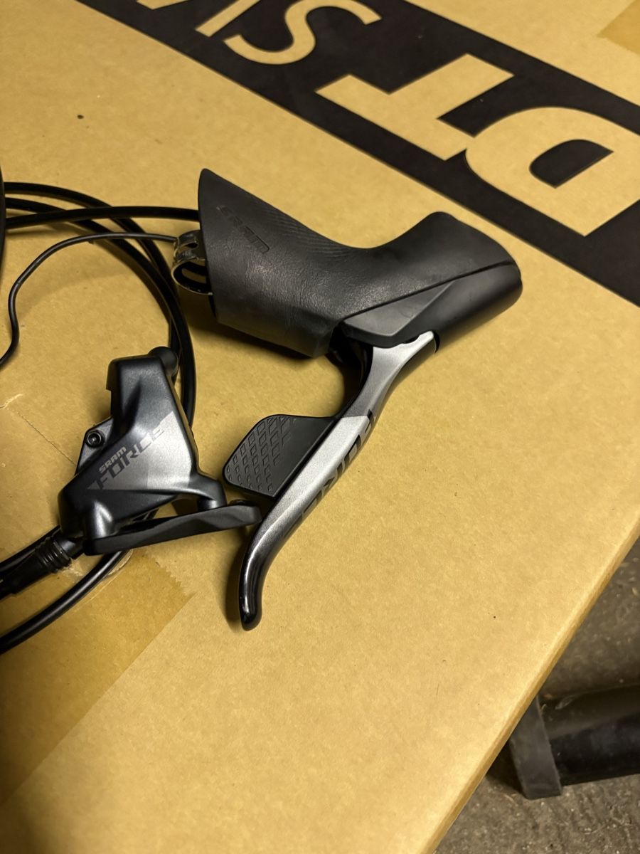 Sram Pezzi di ricambio: Sram Force axs d1 – Usato da Wallisellen venduto da ntroulis80 2