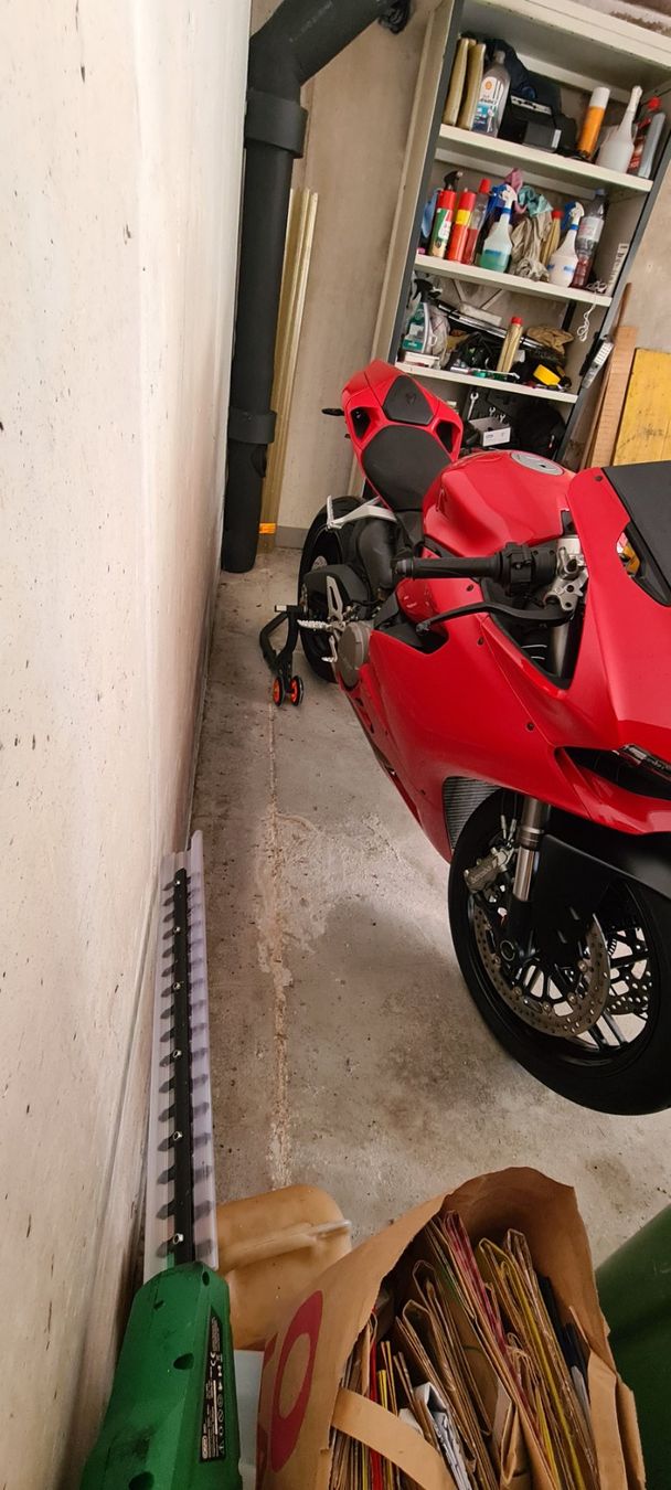 Ducati Strada: Ducati Panigale 899 – Usato da Horgen venduto da pazzo10 2