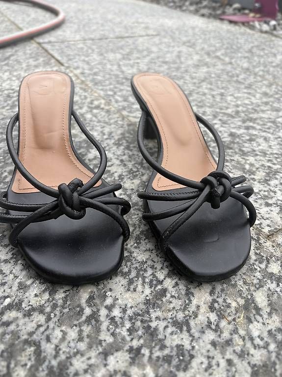 Scarpe da donna: Flattered Sandals Gr 37 – Usato da Oberägeri venduto da mar_7cnn 1