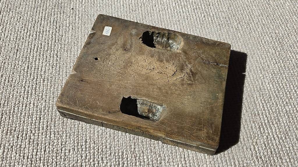 Bücher: Model 4 – Gebraucht aus Linthal von TriedRicardo 1