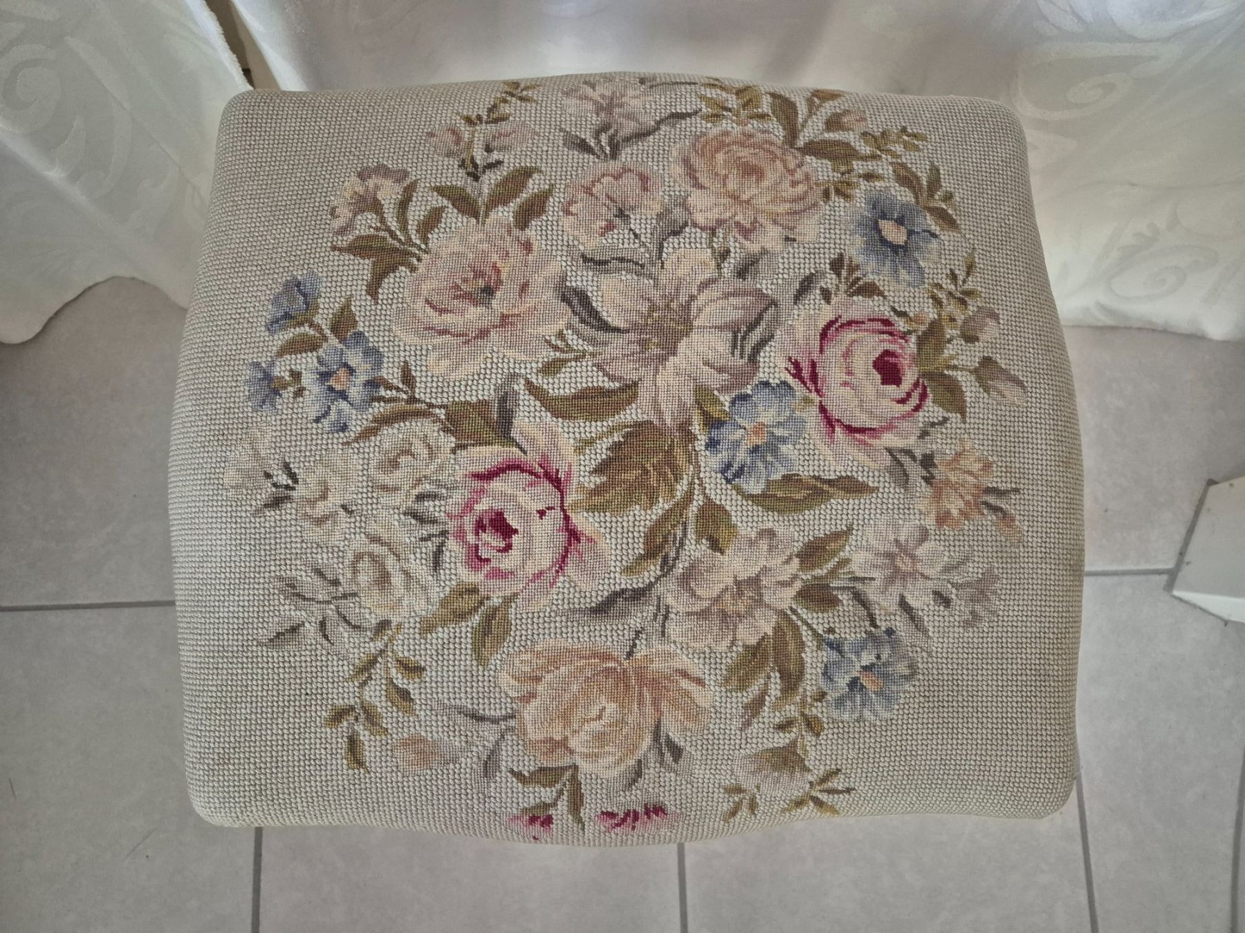 Sgabelli: Gobelin Hocker Louis XV – Usato da Egerkingen venduto da Castel77 1