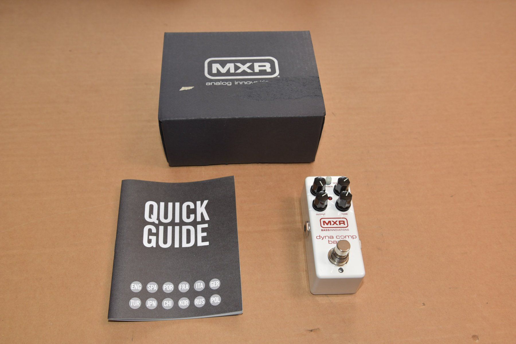 Strumenti musicali: MXR Dyna Comp Bass Mini Compressor M282 - Dunlop – Nuovo e nell'imballaggio originale da Basel venduto da Bertob 5