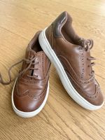 Halbschuhe Gr. 33