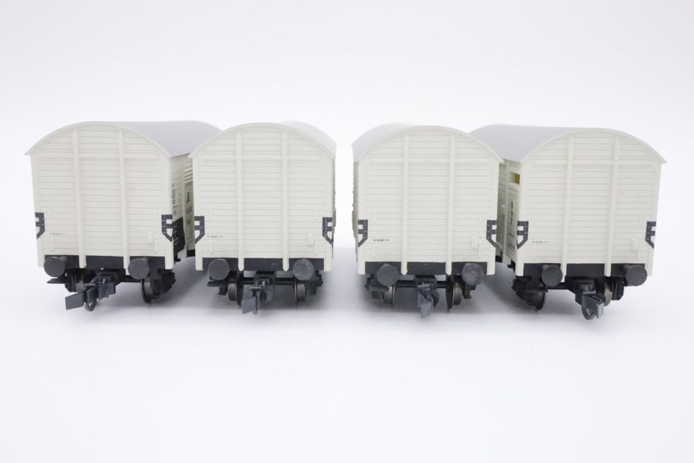 Liliput Modelleisenbahnen: Liliput L240002 Güterwagenset "Bananen DDR" DC H0 – Gebraucht aus Basel von Railfun 4