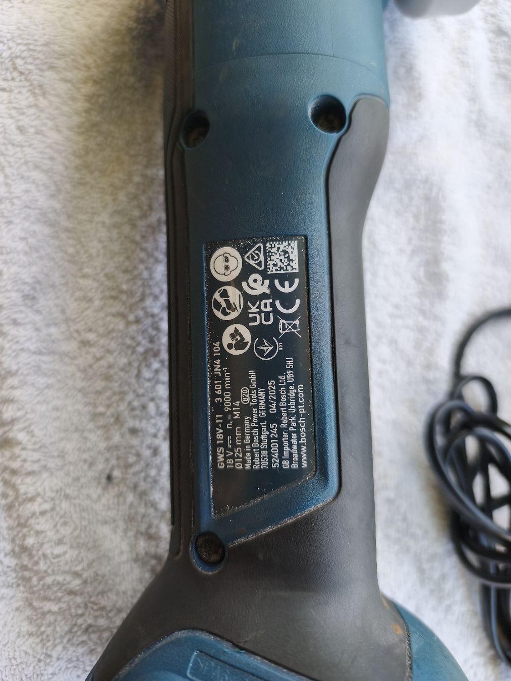 Bosch Tutti gli attrezzi: Bosch Akku Winkelschleifer Set – Usato da Recherswil venduto da Sruscha58 5