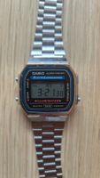 Digitaluhr Casio Alarm Chrono Metallarmbanduhr guter Zustand