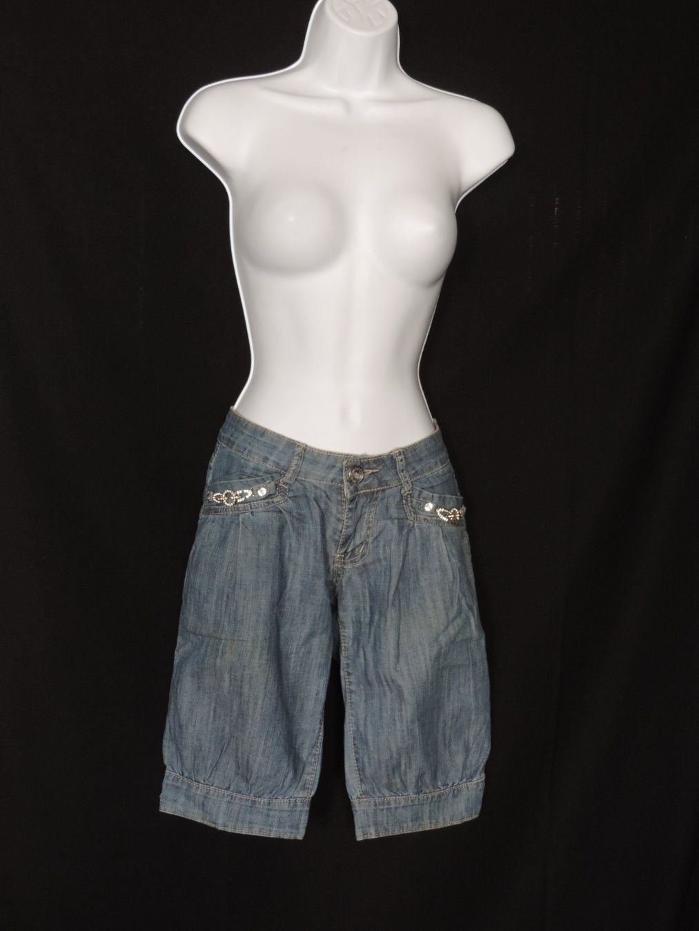 Jeans: corsaire jeans bleu à brillant – D'occasion à Genève par Axelle333 3