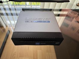 Linksys SD216 16-Port 10/100 Desktop Switch