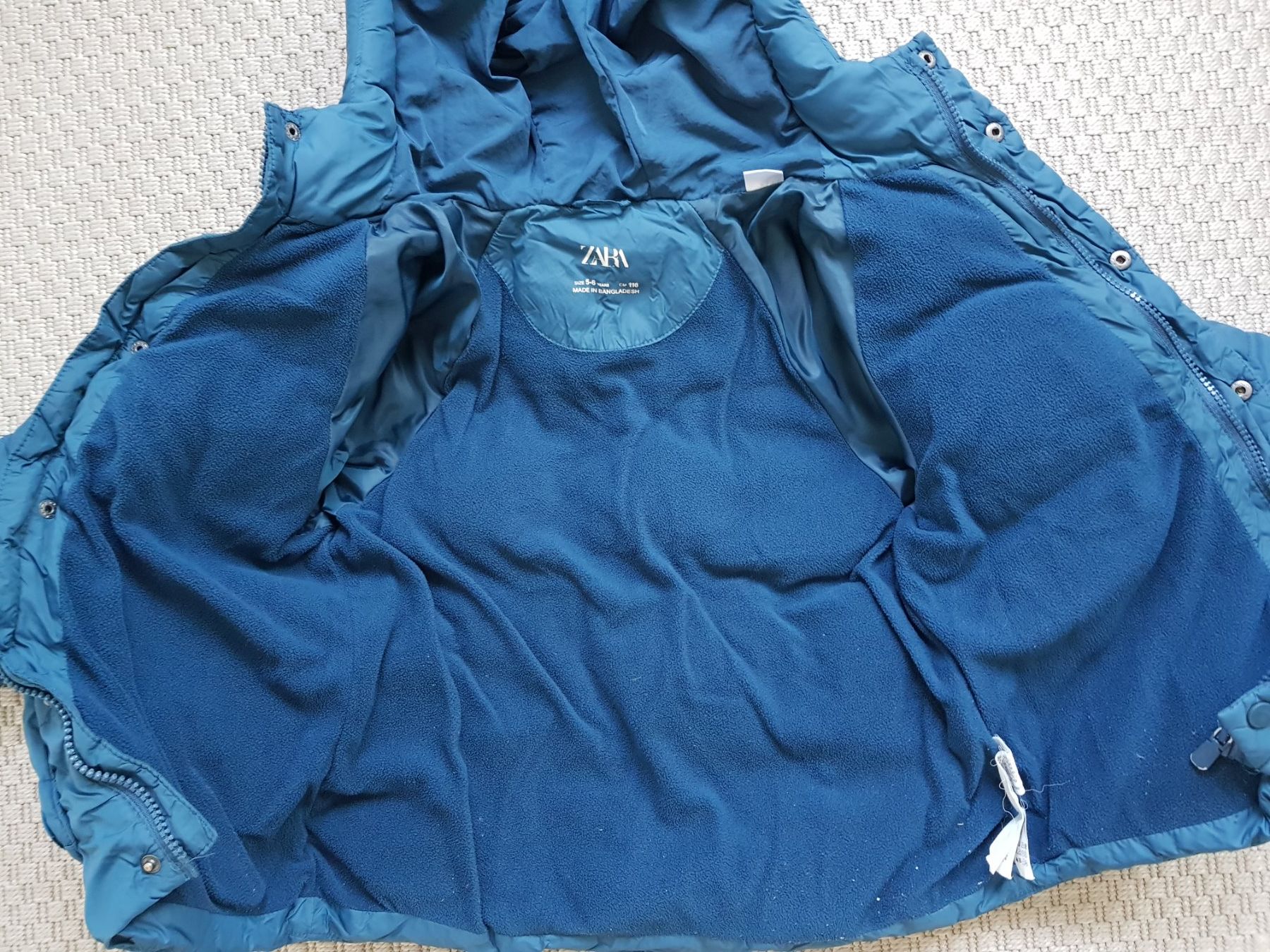 Zara Jacken & Mäntel: Zara Winterjacke Kinder – Gebraucht aus Münchenstein von mt25 2