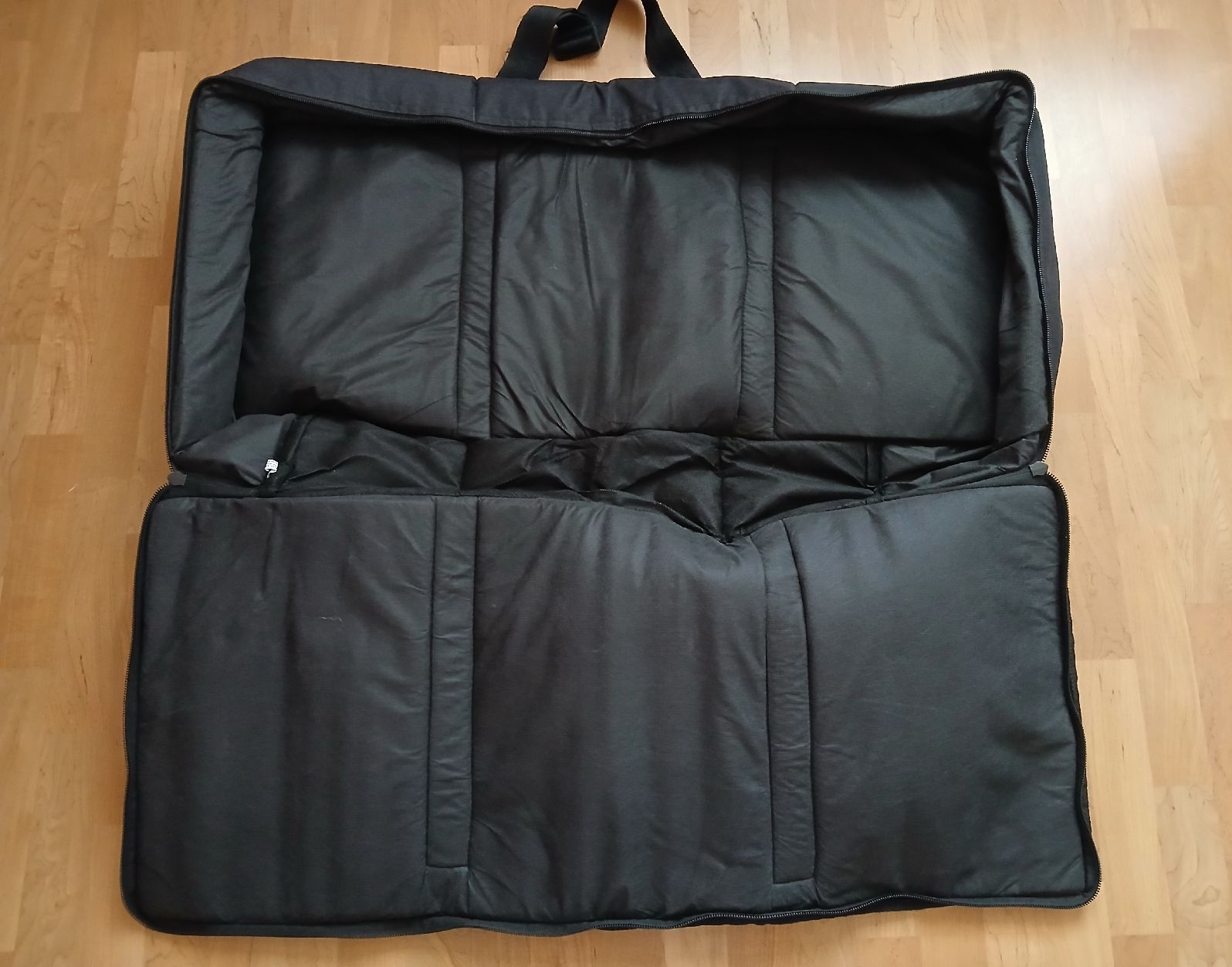 Thomann Borse: Sac de rangement instrument Thomann – Nuovo (secondo la descrizione) da Le Brassus venduto da bla_7wxg 2