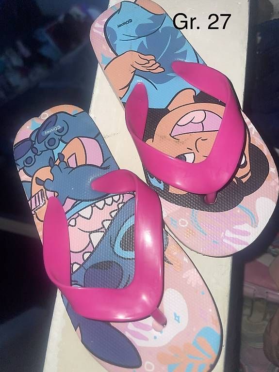 Scarpe per ragazze: Lilo & Stitch Flip Flops Gr. 27 – Nuovo (secondo la descrizione) da Hergiswil LU venduto da LaPiroque
